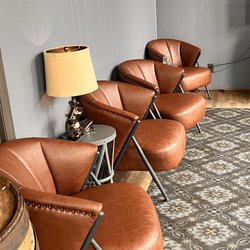 Capital Cellars - Get a drink and relax in the same place.