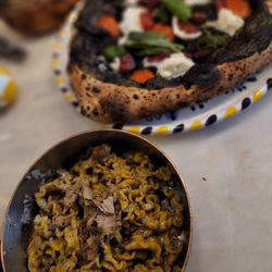 Biglove Caffè - Truffle pasta and pizza with charcoal vegetables sauce