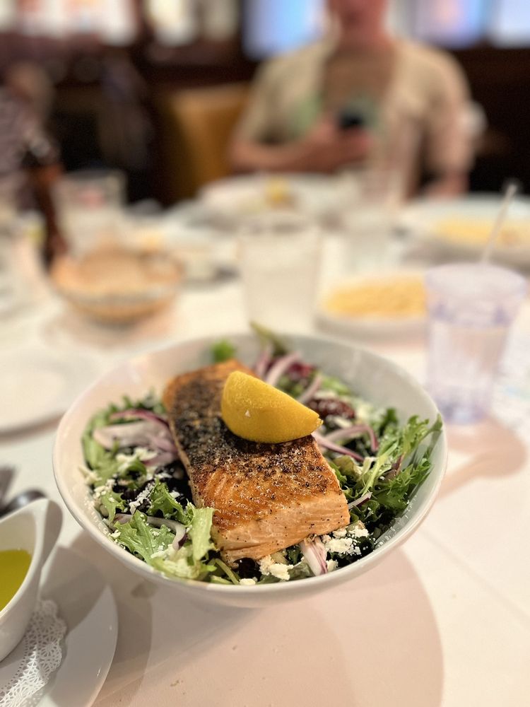 BIAGGI’S RISTORANTE ITALIANO Updated October 2024 236 Photos & 390