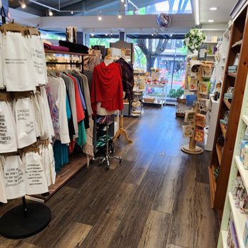 Cranberry Scoop - Accessories Near Me - Los Altos, California