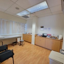 Michael R Shapiro, MD - Patient Room 3