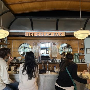 The Ice Cream Bar - Interior - Ice Cream & Frozen Yogurt Near Me - San Francisco, California The Ice Cream Bar - Interior - Ice Cream & Frozen Yogurt Near Me - San Francisco, California