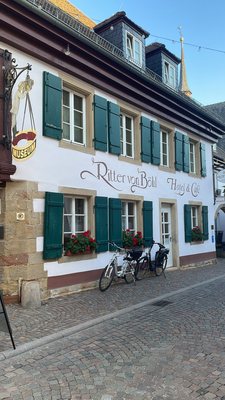 Hotel & Café Ritter von Böhl by null