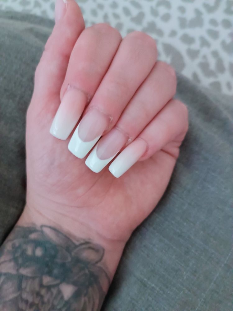 LE’S NAILS & WAXING Updated October 2024 81 Photos & 54 Reviews