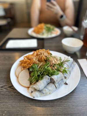 Banh Cuon Tay Ho by null