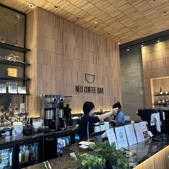 NEO COFFEE BAR KING X SPADINA - Coffee & Tea Near Me - Toronto, Ontario NEO COFFEE BAR KING X SPADINA - Coffee & Tea Near Me - Toronto, Ontario
