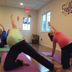 Firefly Family Yoga - Prenatal Yoga