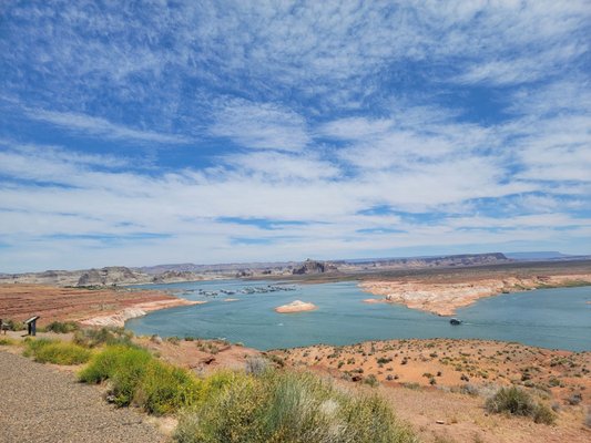 Wahweap Overlook by null