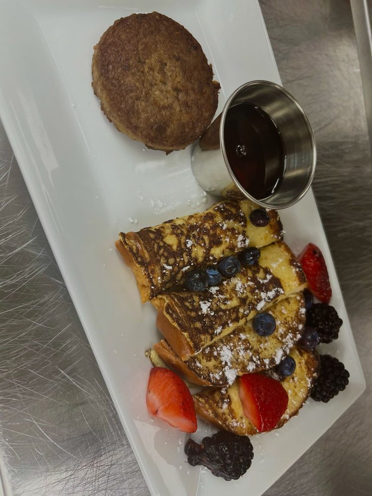 Lula Mae Bistro Image