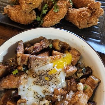 Maya Bay Thai - Thai Near Me - Toronto, Ontario