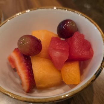 Blue Matisse - Mixed fruit salad - New American Near Me - Doral, Florida