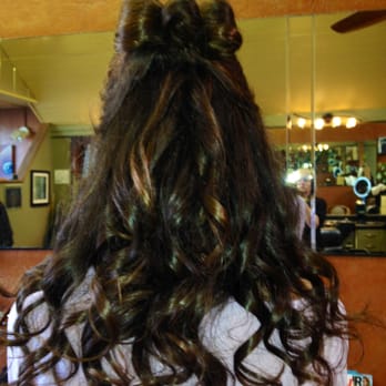 Donna Zuber at Shear Madness - Hair Extensions Near Me - Solana Beach, California Donna Zuber at Shear Madness - Hair Extensions Near Me - Solana Beach, California