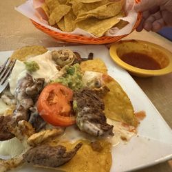 San Marcos Mexican Restaurant - Nachos sante fe