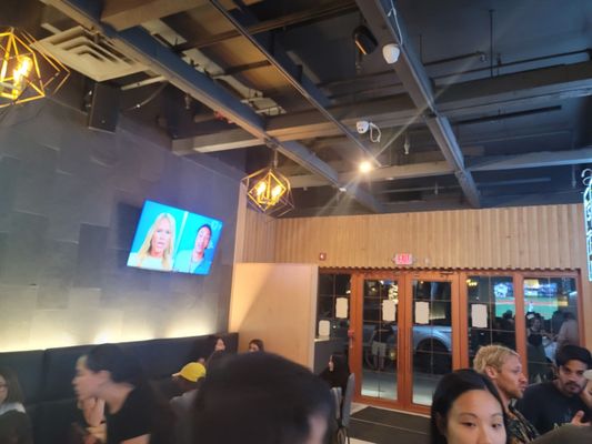 Gamehaus New York - Sports Bar, Beer Hall, Food & Games by null