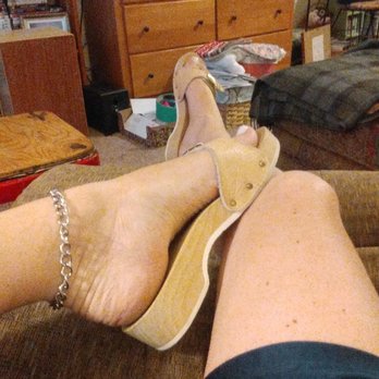 22 Shades - Vintage!! Love how smoith my feet feel. Only from Pro Nails. - Nail Salons Near Me - Lynnwood, Washington