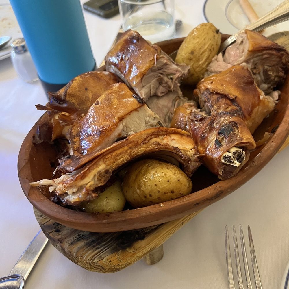 Botín - Cochinillo - Spanish Near Me - Madrid, M