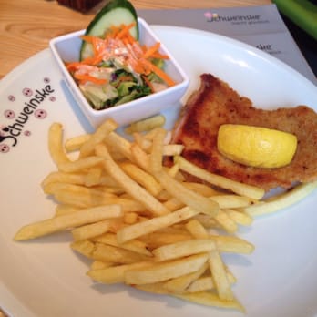 Schweinske - A half-portion of Fritz-Schnitzel (they have 3 sizes to choose from: half portion, normal portion & the XL). - German Near Me - Hamburg, HH