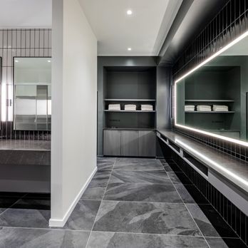 RYDE Heights - Recharge after your RYDE in our plush locker rooms, featuring Aesop products, a full towel service, Dyson hair dryers, and much more. - Cycling Classes Near Me - Houston, Texas