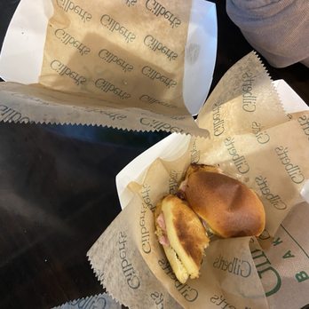Gilbert's Bakery - Bakeries Near Me - Miami, Florida