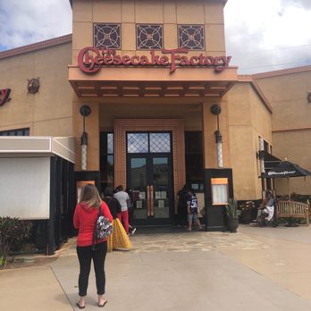 The Cheesecake Factory - Cheesecake Factory entrance - Desserts Near Me - Kapolei, Hawaii
