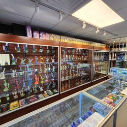Smoke Shop Court House