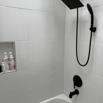 Fix It Pros NW - Tile shower wall - General Contractors Near Me - Lake Tapps, Washington