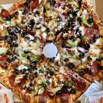 Rayo’s Pizza - Veggie Combo w/Pepperoni - Pizza Near Me - Hayward, California Rayo’s Pizza - Veggie Combo w/Pepperoni - Pizza Near Me - Hayward, California
