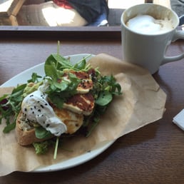 Haloumi Stack (€8.5)
