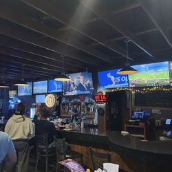 Tanner's Grill & Bar