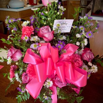 Coachella Valley Floral Distributors - I just received flowers from this shop for my birthday- so beautiful and fresh! Friendly delivery too. - Florists Near Me - Thousand Palms, California Coachella Valley Floral Distributors - I just received flowers from this shop for my birthday- so beautiful and fresh! Friendly delivery too. - Florists Near Me - Thousand Palms, California