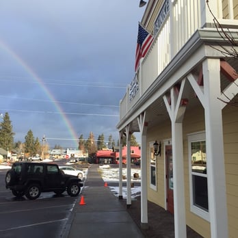 Sisters Bunkhouse - Hotels Near Me - Sisters, Oregon Sisters Bunkhouse - Hotels Near Me - Sisters, Oregon