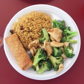 New Top China - Chicken with broccoli lunch special! - Chinese Near Me - Durham, North Carolina