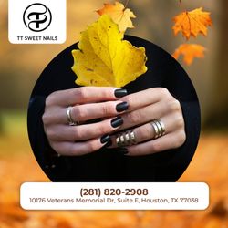 TT Sweet Nails - A little sparkle goes a long way! Our glitter and rhinestone nail designs are perfect for adding some glamour to your look.