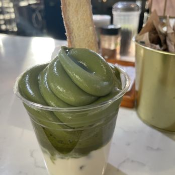 Momonoki - Matcha Latte Float - Cafes Near Me - Atlanta, Georgia