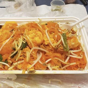 Thai Tasty - Phathai with Shrimp - Thai Near Me - Panorama City, California Thai Tasty - Phathai with Shrimp - Thai Near Me - Panorama City, California