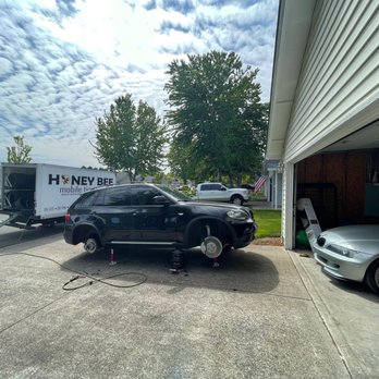 Honey Bee Mobile Tire - Roadside Assistance Near Me Honey Bee Mobile Tire - Roadside Assistance Near Me
