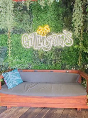 Gilligan's Hotel & Resort by null