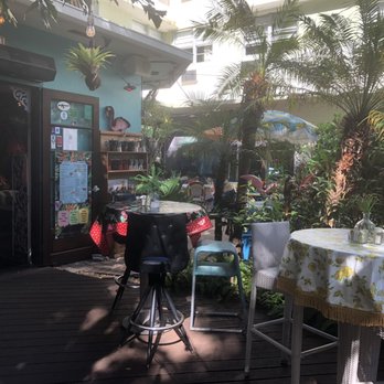 Moreno's Cuba - Cocktail Bars Near Me - Miami Beach, Florida