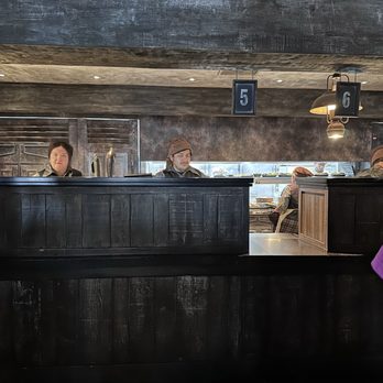 Three Broomsticks at Universal Studios Hollywood - Pick up counter - British Near Me - Universal City, California Three Broomsticks at Universal Studios Hollywood - Pick up counter - British Near Me - Universal City, California