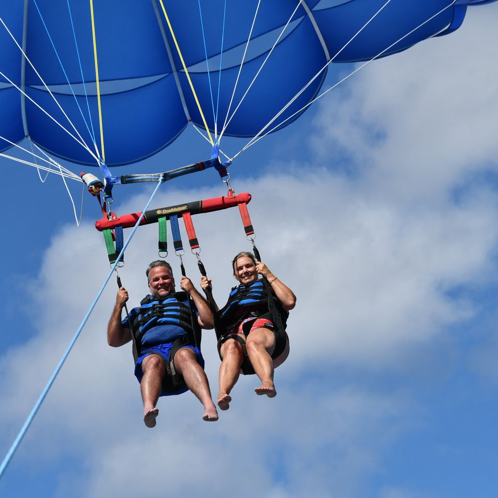 Hawaiian Parasail - Parasailing Near Me - Honolulu, Hawaii Hawaiian Parasail - Parasailing Near Me - Honolulu, Hawaii