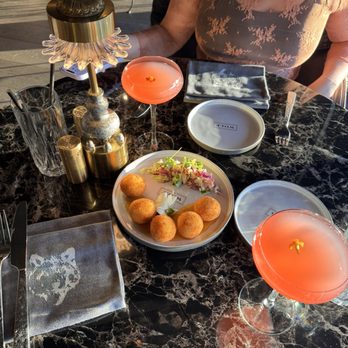 Wolf by Vanderpump at Caesars Republic Scottsdale - Cocktail Bars Near Me - Scottsdale, Arizona Wolf by Vanderpump at Caesars Republic Scottsdale - Cocktail Bars Near Me - Scottsdale, Arizona