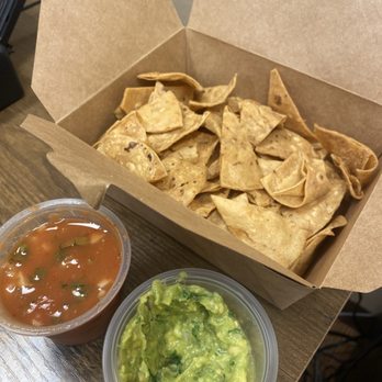 Tacos Chacon - Housemade chips, salsa and guacamole - Tacos Near Me - Dallas, Texas Tacos Chacon - Housemade chips, salsa and guacamole - Tacos Near Me - Dallas, Texas