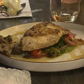 Flamingo Lounge - Halibut - Lounges Near Me - Seward, Alaska