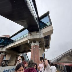 Albany-Rensselaer Amtrak Station - Pedestrian overpass