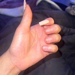 3 nails came off after 7 days