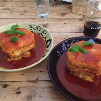 Pinta Klepka - Francesinha, Portuguese dish which they have from time to time. - Pubs Near Me - Poznań, WP Pinta Klepka - Francesinha, Portuguese dish which they have from time to time. - Pubs Near Me - Poznań, WP