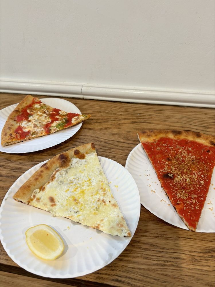 Fini Pizza Logo