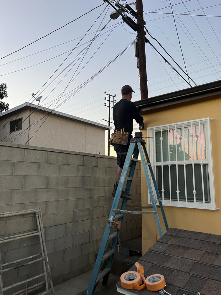 Slide of Vibe Roofing