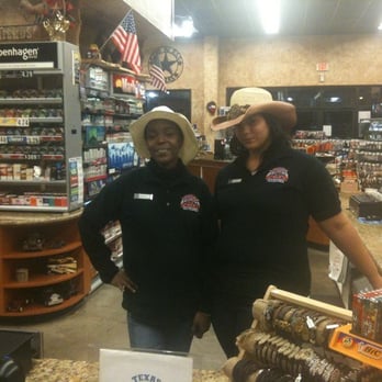Texas Best Smokehouse - ms. angela & michelle. so nice. luv them both - Smokehouse Near Me - Tyler, Texas