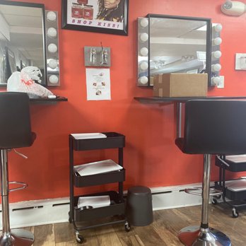 Naturally Crowned Hair Studio - Hair Salons Near Me - Drexel Hill, Pennsylvania Naturally Crowned Hair Studio - Hair Salons Near Me - Drexel Hill, Pennsylvania
